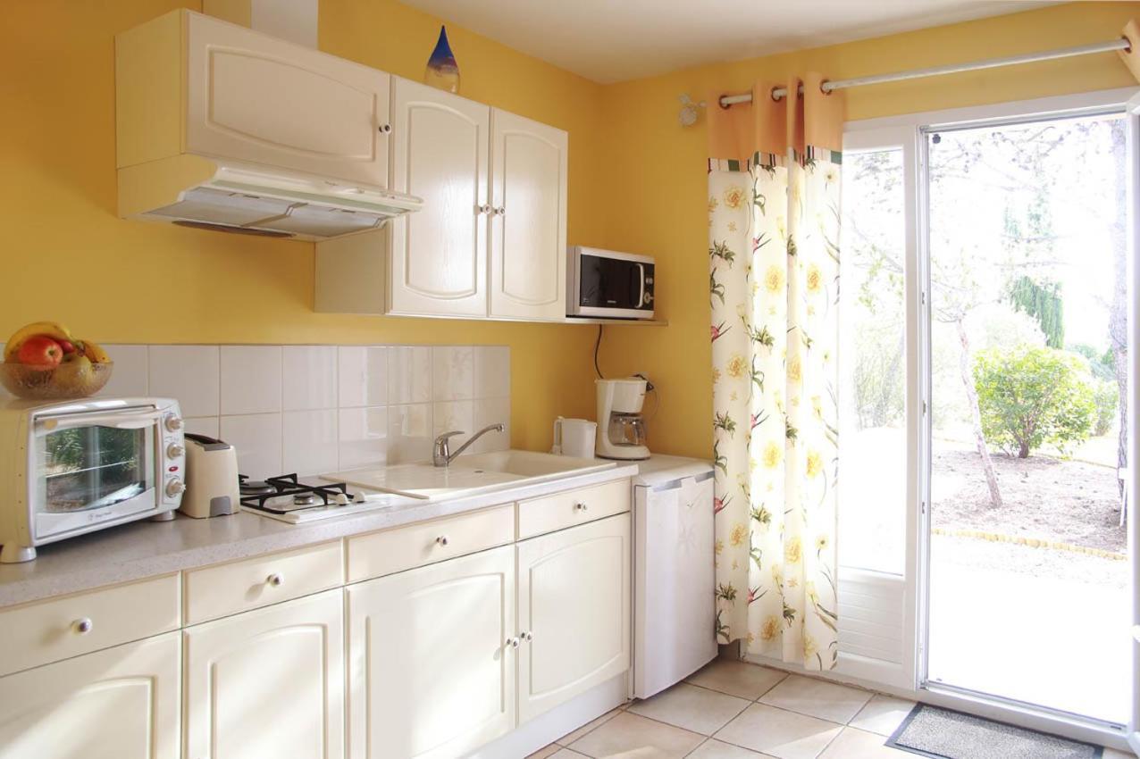 Anduze Gite Les Pins Au "Petit Clos Des Cigales" Massillargues-Attuech Exteriör bild